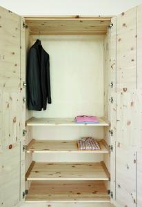 Schlafzimmer_Zirbe_2